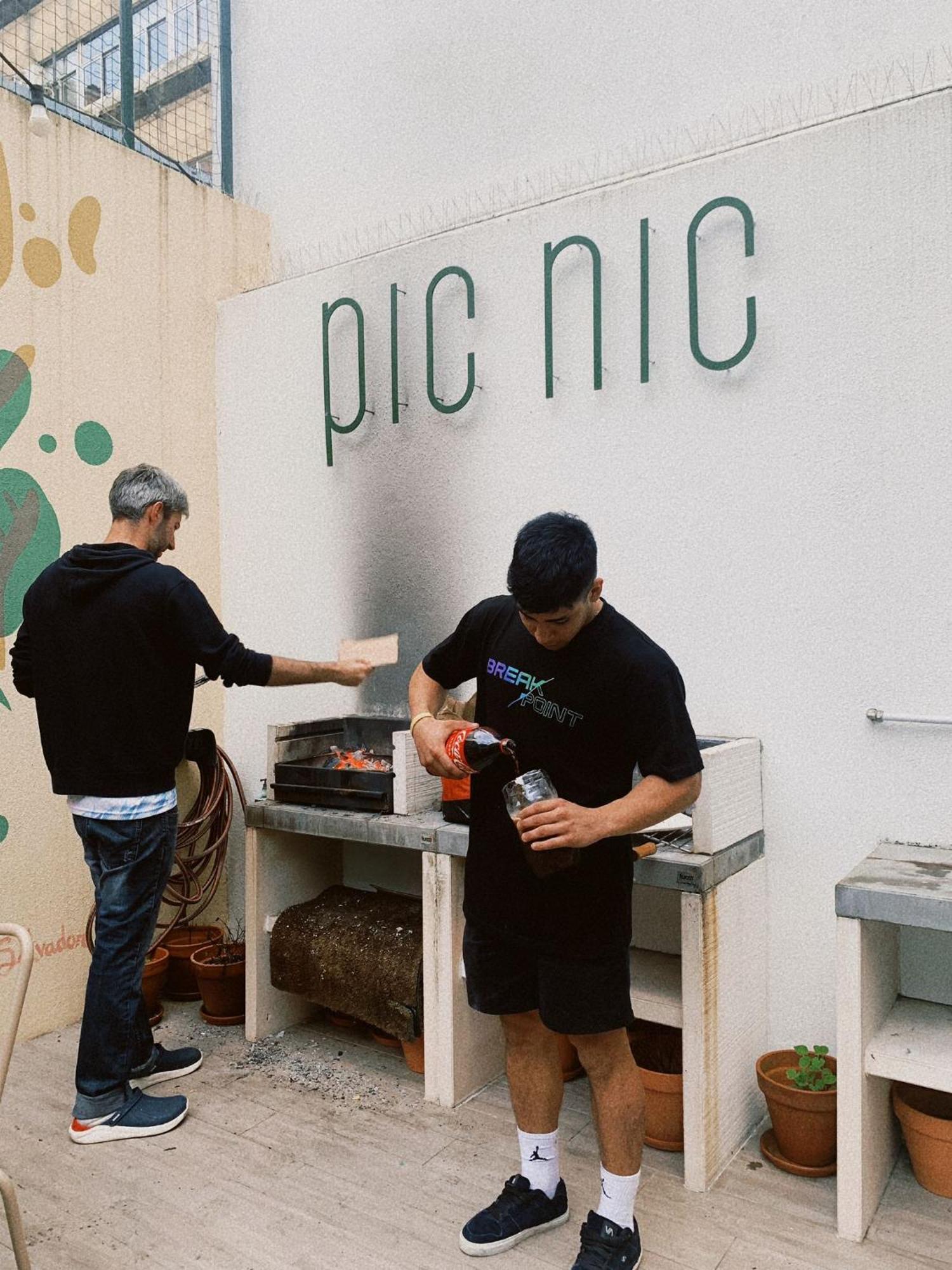 Хостел Wot Lisbon Patio Екстер'єр фото